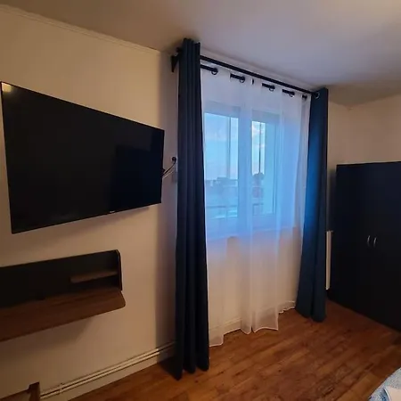 Maison Pour 11 Personnes Max Avec Tv Dans Chaque Chambre Holiday home *